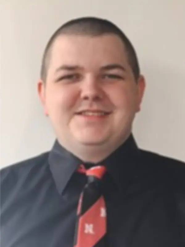 Brandon Headshot-square-600x800